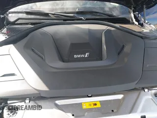 2024 BMW i4 M50 z VIN WBY33AW09RFS45891, wystawiony jako IAAI lot #41912747 z przebiegiem 313 988 mil mil oraz . Historia ofert i sprzedaży dostępna na DreamBid. Obrazek 10.