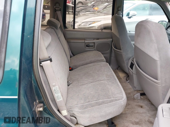 1996 Ford Explorer XL with VIN 1FMDU34X3TUA12716, listed as a IAAI auction lot 42614135 with 226,123 mi miles and . Bid and sale history available at DreamBid. Image 8.