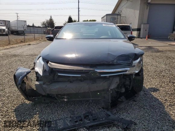 2011 Volkswagen CC Sport with VIN WVWMP7AN7BE714181, listed as a Copart auction lot 70090194 with 96,123 mi miles and Salvage Title. Bid and sale history available at DreamBid. Image 5.