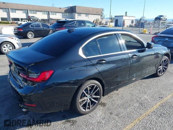 2021 BMW 3 Series 330i with VIN 3MW5R1J08M8B51760, listed as a IAAI auction lot 41605331 with 29,455 mi miles. Bid and sale history available at carsss.com. Image 4.