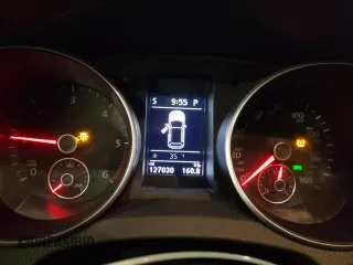 2014 Volkswagen Jetta TDI w/Sunroof & Nav with VIN 3VWPL7AJ0EM611721, listed as a Copart auction lot 86724684 with 127,030 mi miles and Salvage title. Bid and sale history available at DreamBid. Image 9.
