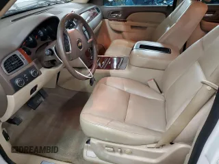 2012 Chevrolet Avalanche LTZ with VIN 3GNTKGE79CG280627, listed as a Copart auction lot 72275044 with 119,782 mi miles and Salvage Title. Bid and sale history available at carsss.com. Image 7.