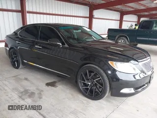 2008 Lexus LS 460 with VIN JTHBL46F085079346, listed as a IAAI auction lot 41692714 with 125,071 mi miles. Bid and sale history available at carsss.com. Image 1.