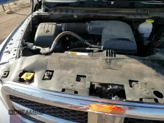 2020 Ram 1500 Tradesman z VIN 1C6RR6FG7LS121483, wystawiony jako Copart lot #65623305 z przebiegiem 96 350 mil mil oraz Szkoda całkowita • Salvage title. Historia ofert i sprzedaży dostępna na DreamBid. Obrazek 13.