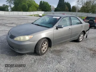 2005 Toyota Camry LE with VIN 4T1BF32K45U599214, listed as a Copart auction lot 52609295 with 304,316 mi miles and Salvage Title. Bid and sale history available at DreamBid. Image 1.