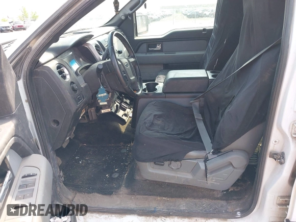 2014 Ford F-150 XL z VIN 1FTFW1ET2EKG20765, wystawiony jako IAAI lot #42356006 z przebiegiem Nie podano mil oraz . Historia ofert i sprzedaży dostępna na DreamBid. Obrazek 5.