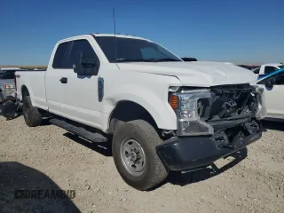 2022 Ford F-250 XL with VIN 1FT7X2BN4NED60820, listed as a Copart auction lot 72519704 with 41,228 mi miles and Salvage Title. Bid and sale history available at DreamBid. Image 4.