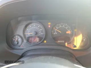 2017 Jeep Patriot Latitude с VIN 1C4NJPFB2HD169722, выставлен на аукционе Copart как лот 53398645 с пробегом 99 423 миль миль и Списание • Salvage title. История ставок и продаж доступна на DreamBid. Изображение 9.