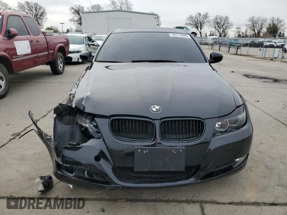 2011 BMW 3 Series 328i with VIN WBAPH5G59BNM75512, listed as a Copart auction lot 45719405 with 100,285 mi miles and Salvage title. Bid and sale history available at DreamBid. Image 5.