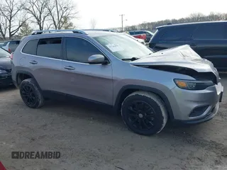 2019 Jeep Cherokee Latitude Plus with VIN 1C4PJLLBXKD123309, listed as a IAAI auction lot 41746458 with 96,353 mi miles. Bid and sale history available at carsss.com. Image 13.