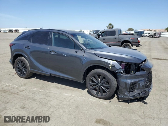 2024 Lexus RX 500h F Sport Performance z VIN 2T2BCMEA1RC020345, wystawiony jako Copart lot #57066755 z przebiegiem 3 148 mil mil oraz Szkoda całkowita • Salvage title. Historia ofert i sprzedaży dostępna na DreamBid. Obrazek 4.