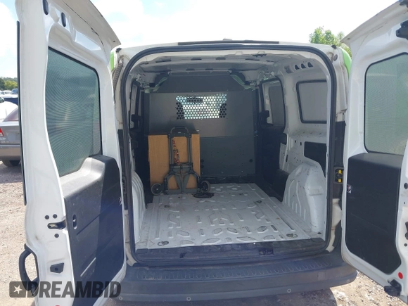 2017 Ram ProMaster City Cargo Tradesman with VIN ZFBERFAB6H6E68845, listed as a IAAI auction lot 40255976 with 256,184 mi miles and . Bid and sale history available at DreamBid. Image 8.