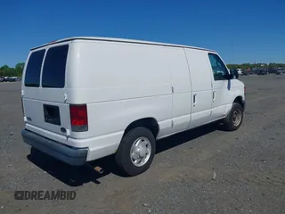 2008 Ford Econoline Cargo Commercial with VIN 1FTNE14W58DB12602, listed as a IAAI auction lot 42132156 with 201,448 mi miles. Bid and sale history available at carsss.com. Image 4.