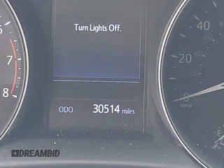 2020 Toyota C-HR LE z VIN NMTKHMBX7LR109784, wystawiony jako IAAI lot #41800460 z przebiegiem 30 514 mil mil oraz . Historia ofert i sprzedaży dostępna na DreamBid. Obrazek 15.