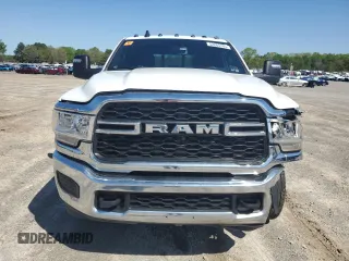 2024 Ram 3500 Tradesman with VIN 3C63RRGL1RG273200, listed as a Copart auction lot 52265745 with 29,570 mi miles and Clean Title. Bid and sale history available at carsss.com. Image 5.