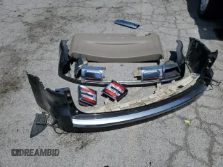 2016 GMC Acadia Denali z VIN 1GKKVTKD2GJ170221, wystawiony jako Copart lot #56759755 z przebiegiem 128 622 mil mil oraz Szkoda całkowita • Salvage title. Historia ofert i sprzedaży dostępna na DreamBid. Obrazek 13.
