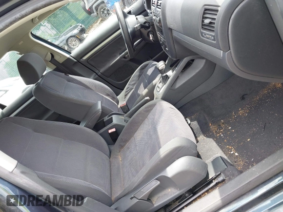 2006 Volkswagen Jetta Value Edition с VIN 3VWPF71K56M711525, выставлен на аукционе IAAI как лот 42456621 с пробегом 137 222 миль миль и . История ставок и продаж доступна на DreamBid. Изображение 5.