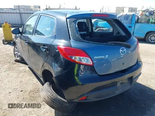 2014 Mazda 2 Touring with VIN JM1DE1LY0E0175771, listed as a IAAI auction lot 41866966 with 90,774 mi miles. Bid and sale history available at carsss.com. Image 3.