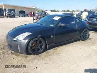 2008 Nissan 350Z with VIN JN1BZ34D88M700594, listed as a IAAI auction lot 41789850 with 183,556 mi miles. Bid and sale history available at carsss.com. Image 2.