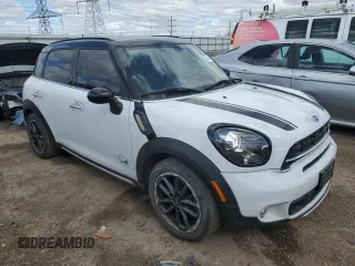 2015 MINI Countryman S with VIN WMWZC5C50FWP48737, listed as a Copart auction lot 53273845 with 110,933 mi miles and Clean Title. Bid and sale history available at DreamBid. Image 4.