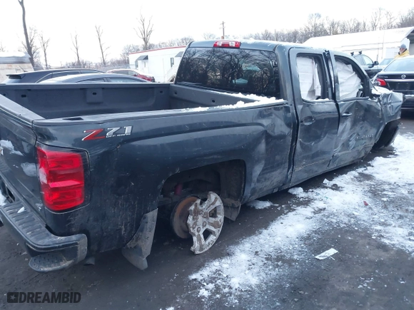 2018 Chevrolet Silverado 1500 LT with VIN 1GCVKREH6JZ162926, listed as a IAAI auction lot 41270355 with 1 mi miles. Bid and sale history available at carsss.com. Image 4.