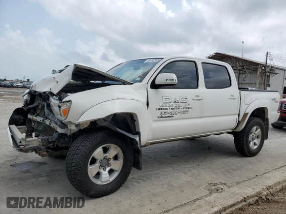 2013 Toyota Tacoma with VIN 3TMLU4ENXDM133381, listed as a Copart auction lot 54183285 with 178,708 mi miles and Salvage Title. Bid and sale history available at DreamBid. Image 1.