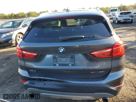 2019 BMW X1 xDrive28i with VIN WBXHT3C50K3H35538, listed as a Copart auction lot 70726232 with 27,847 mi miles. Bid and sale history available at carsss.com. Image 6.