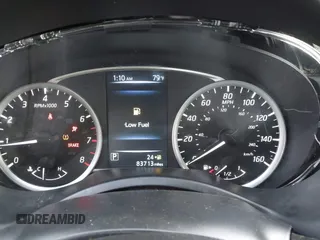 2017 Nissan Sentra S z VIN 3N1AB7AP2HY250721, wystawiony jako IAAI lot #42572969 z przebiegiem 83 713 mil mil oraz . Historia ofert i sprzedaży dostępna na DreamBid. Obrazek 7.