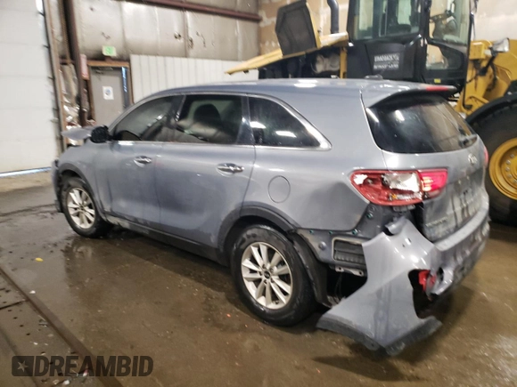 2020 Kia Sorento LX V6 with VIN 5XYPGDA57LG617826, listed as a Copart auction lot 85955584 with 88,206 mi miles and Non Repairable. Bid and sale history available at carsss.com. Image 2.
