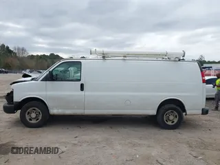 2008 Chevrolet City Express Cargo z VIN 1GCGG29K081189118, wystawiony jako IAAI lot #41727371 z przebiegiem 207 161 mil mil oraz . Historia ofert i sprzedaży dostępna na DreamBid. Obrazek 14.