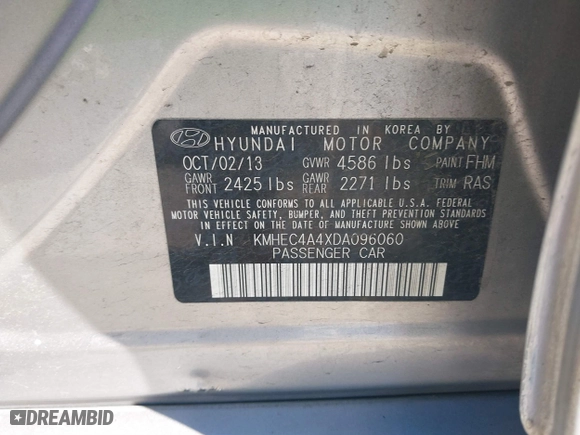 2013 Hyundai Sonata Hybrid Limited with VIN KMHEC4A4XDA096060, listed as a IAAI auction lot 41670337 with 159,185 mi miles. Bid and sale history available at carsss.com. Image 9.