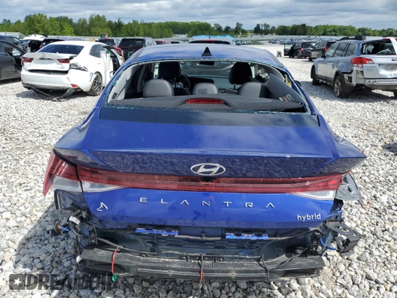 2023 Hyundai Elantra Limited z VIN KMHLN4AJ8PU061673, wystawiony jako Copart lot #57756205 z przebiegiem 40 103 mil mil oraz Nie do naprawy • Non repairable. Historia ofert i sprzedaży dostępna na DreamBid. Obrazek 6.