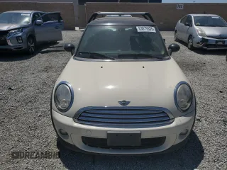 2013 MINI Hardtop with VIN WMWSU3C51DT682510, listed as a Copart auction lot 63879335 with 227,748 mi miles and Clean title. Bid and sale history available at DreamBid. Image 5.