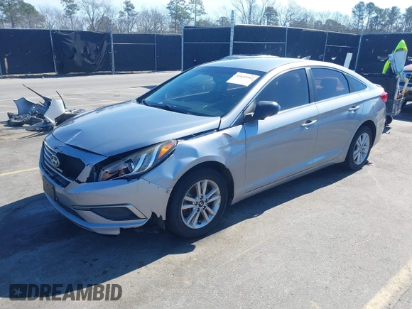 2016 Hyundai Sonata SE z VIN 5NPE24AF3GH348379, wystawiony jako IAAI lot #41645542 z przebiegiem 172 022 mil mil oraz . Historia ofert i sprzedaży dostępna na DreamBid. Obrazek 2.