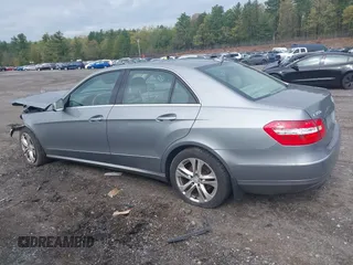 2011 Mercedes-Benz E 350 Luxury z VIN WDDHF8HB3BA291845, wystawiony jako IAAI lot #42173295 z przebiegiem 191 749 mil mil oraz . Historia ofert i sprzedaży dostępna na DreamBid. Obrazek 14.
