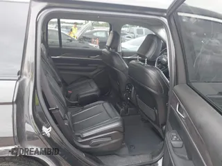 2023 Jeep Grand Cherokee Limited z VIN 1C4RJKBG2P8841694, wystawiony jako IAAI lot #42365314 z przebiegiem 59 987 mil mil oraz . Historia ofert i sprzedaży dostępna na DreamBid. Obrazek 8.