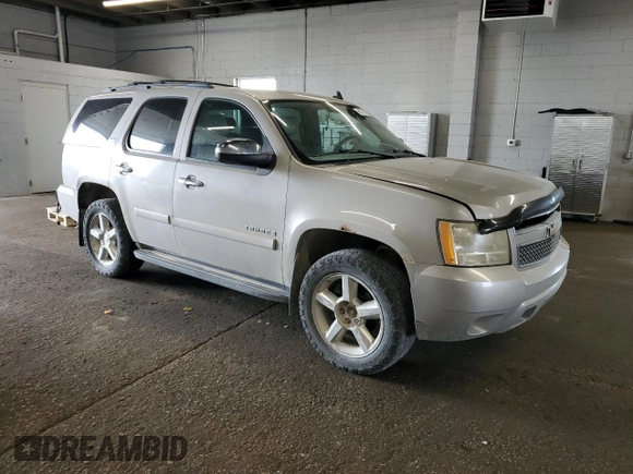 2007 Chevrolet Tahoe LT z VIN 1GNFK130X7J373208, wystawiony jako Copart lot #60710515 z przebiegiem 304 885 mil mil oraz Szkoda całkowita • Salvage title. Historia ofert i sprzedaży dostępna na DreamBid. Obrazek 4.
