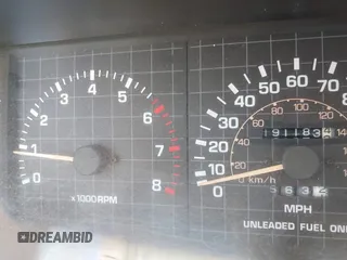 1985 Toyota Pickup SR5 с VIN JT4RN56S3F5035366, выставлен на аукционе IAAI как лот 42495438 с пробегом 191 183 миль миль и . История ставок и продаж доступна на DreamBid. Изображение 7.