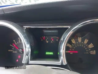 2006 Ford Mustang Standard with VIN 1ZVFT84N565190246, listed as a IAAI auction lot 41532901 with 209,885 mi miles and . Bid and sale history available at carsss.com. Image 16.