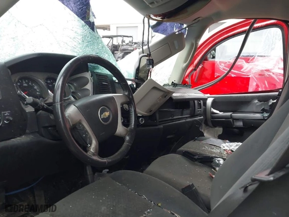 2008 Chevrolet Silverado 1500 LT w/1LT with VIN 2GCEK13J081285146, listed as a IAAI auction lot 41381787 with 1 mi miles. Bid and sale history available at carsss.com. Image 5.