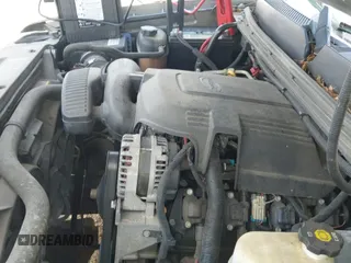 2007 GMC Sierra 1500 SLE1 z VIN 3GTEC13C87G544907, wystawiony jako IAAI lot #42017121 z przebiegiem 300 645 mil mil oraz . Historia ofert i sprzedaży dostępna na DreamBid. Obrazek 19.