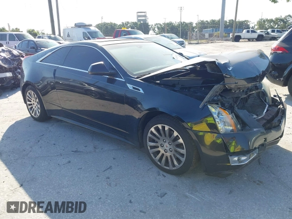 2012 Cadillac CTS Premium z VIN 1G6DP1E3XC0116593, wystawiony jako IAAI lot #42138575 z przebiegiem 198 884 mil mil oraz . Historia ofert i sprzedaży dostępna na DreamBid. Obrazek 1.