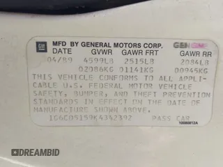 1989 Cadillac DeVille z VIN 1G6CD5159K4342392, wystawiony jako IAAI lot #42451638 z przebiegiem 162 687 mil mil oraz . Historia ofert i sprzedaży dostępna na DreamBid. Obrazek 9.