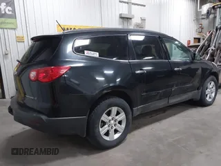 2012 Chevrolet Traverse 1LT z VIN 1GNKVGED8CJ213010, wystawiony jako IAAI lot #41491520 z przebiegiem 185 111 mil mil oraz . Historia ofert i sprzedaży dostępna na DreamBid. Obrazek 4.