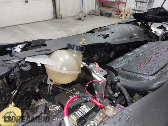 2019 Jeep Compass Sport with VIN 3C4NJCAB1KT762800, listed as a IAAI auction lot 41917374 with 90,184 mi miles and . Bid and sale history available at DreamBid. Image 6.