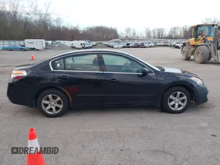 2008 Nissan Altima 2.5 SL with VIN 1N4AL21E78N559759, listed as a IAAI auction lot 41822280 with 175,100 mi miles. Bid and sale history available at carsss.com. Image 13.
