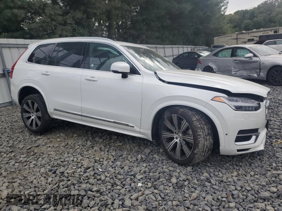 2024 Volvo XC90 Ultimate Bright Theme z VIN YV4H60CF8R1159757, wystawiony jako Copart lot #72123454 z przebiegiem Nie podano mil oraz Szkoda całkowita • Salvage title. Historia ofert i sprzedaży dostępna na DreamBid. Obrazek 4.