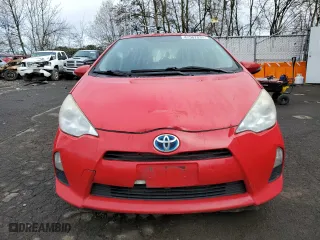 2013 Toyota Prius c One with VIN JTDKDTB37D1557512, listed as a Copart auction lot 47567035 with 144,719 mi miles and Salvage Title. Bid and sale history available at carsss.com. Image 5.