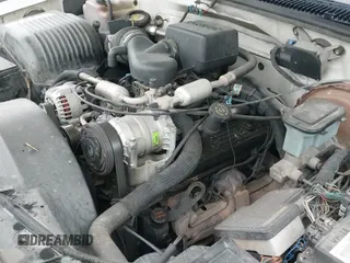 1997 Chevrolet Silverado 2500 with VIN 1GCGC24R1VZ174933, listed as a IAAI auction lot 42198722 with 231,645 mi miles and . Bid and sale history available at DreamBid. Image 20.