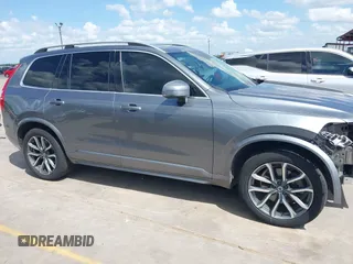 2018 Volvo XC90 Momentum with VIN YV4A22PK6J1212864, listed as a IAAI auction lot 42481788 with 83,383 mi miles and . Bid and sale history available at DreamBid. Image 14.